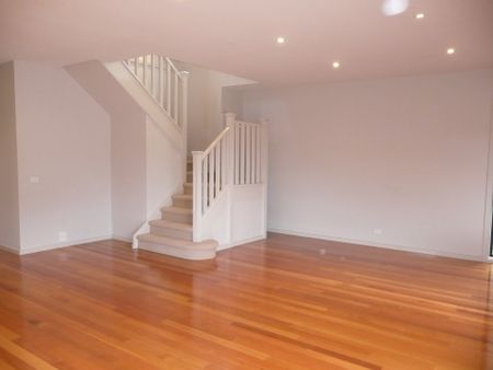 Well-Located 4 Bedroom Family Home - Photo 2