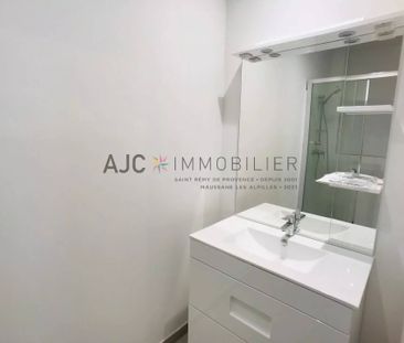 APPARTEMENT T2 - CENTRE-VILLE - Photo 3