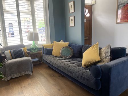 2 Bed Terraced House, Downsell Road, E15 - Photo 4