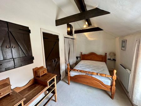 2 bedroom semi-detached house to rent - Photo 4