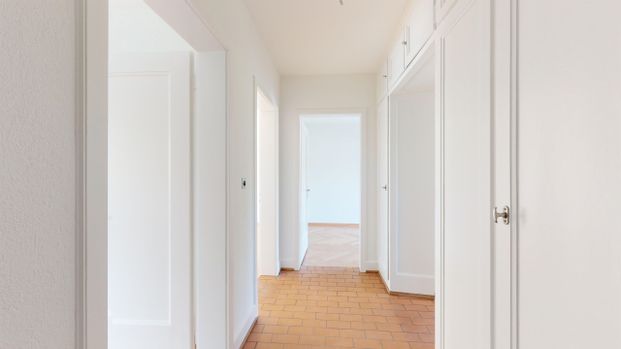 Attention! Your new home in Biel - Photo 1