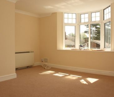 York Road, Woking - Photo 1