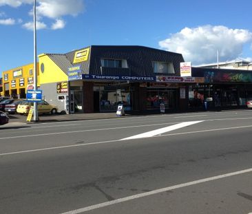 Freshly Renovated One Bedroom Flat in Central Avenues Location - Av... - Photo 1