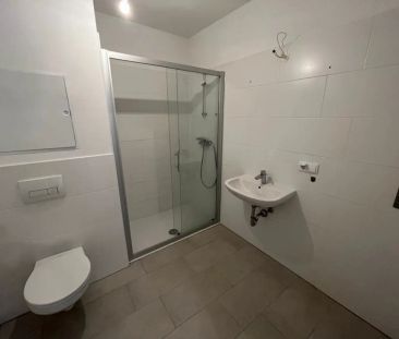 Moderne 2-Zimmer-Wohnung! Balkon mit wunderschönen Ausblick! - Foto 6