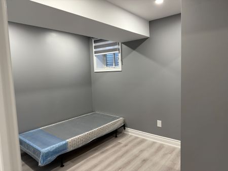 For Lease - 7 Louise Crescent Unit# Lower, Whitby, Ontario - Photo 4