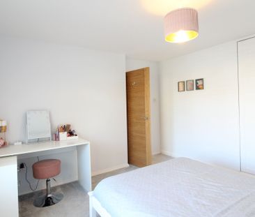 Rolfe Drive, Burgess Hill, RH15 - Photo 6