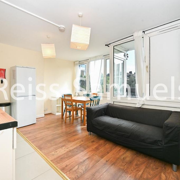4 bedroom maisonette to rent - Photo 1