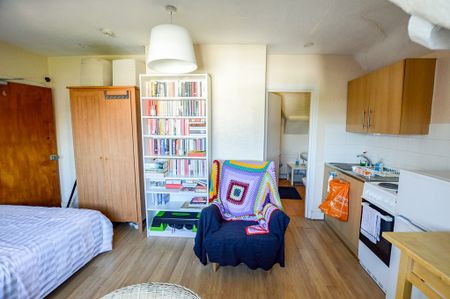 Muswell Hill Road, London, N10 3JE - Photo 3