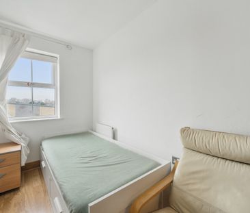 Richmond Road, Kingston Upon Thames, KT2 - Photo 2