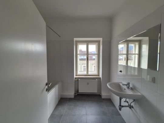 4-Zimmer Wohnung in traumhafter Lage Nähe Gärnerpark! - Photo 1