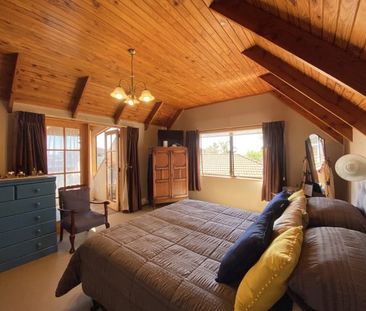 Central Paradise - Photo 1