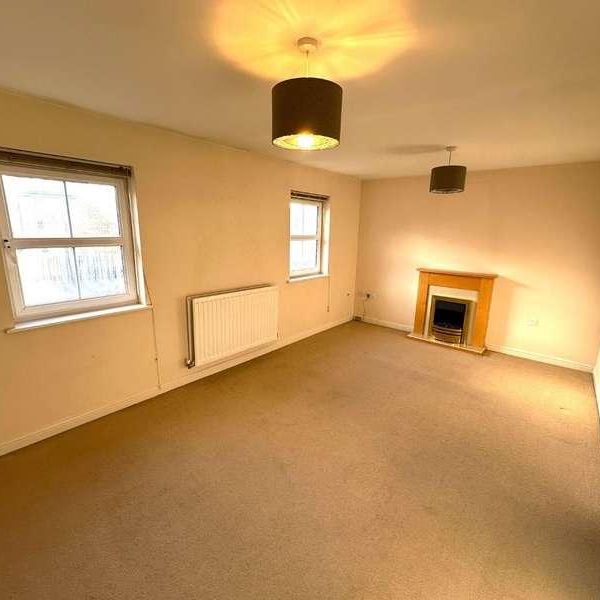 Maida Vale, Haydon End, SN25 - Photo 1