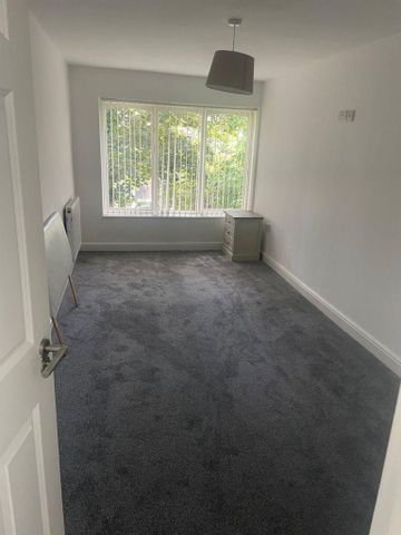 4 bedroom apartment to rent - Photo 5