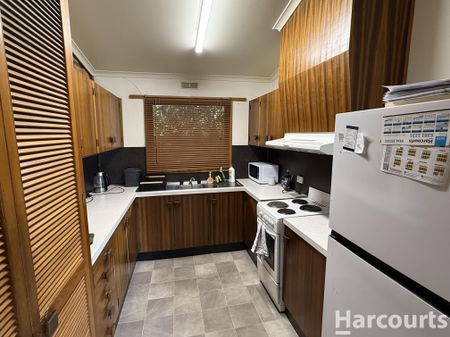 2 bedroom unit close to CBD - Photo 4