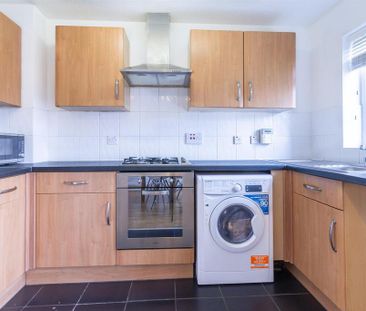 2 bedroom terraced house to rent - Photo 4