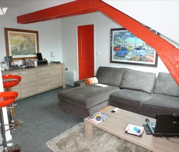 Place Charles de Gaulle Appartement de Type 2 au 2ème étage - Photo 2