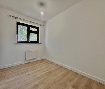 Pevensey Way, Frimley, Camberley, Surrey, GU16 - Photo 3