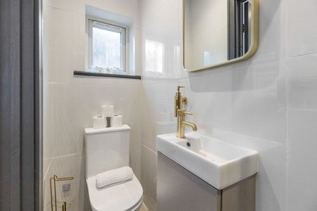 Studio Flat, Waverley Gardens, NW10 - Photo 4