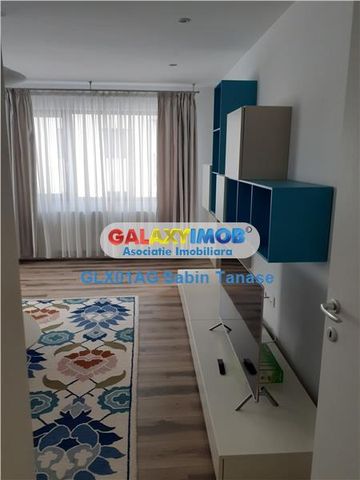 de inch ap cu 2 camere ultracentral FOND NOU cu parcare - Fotografie 2