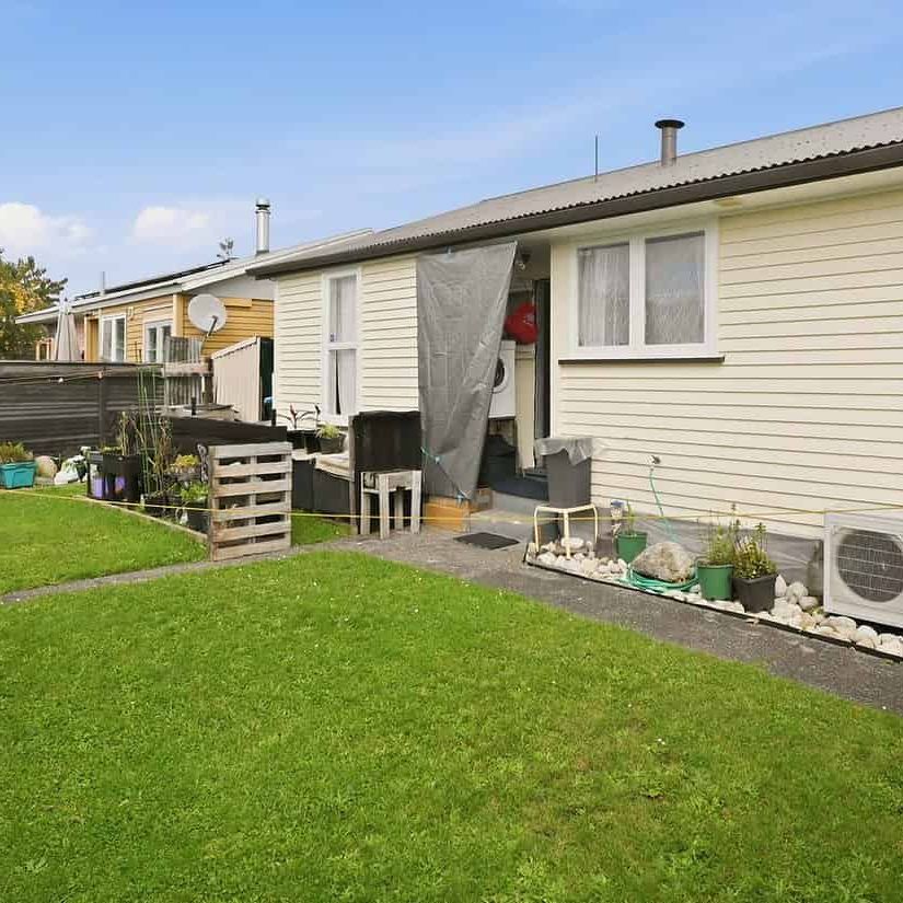 Charming 2-Bedroom Home in Turangi - Photo 1