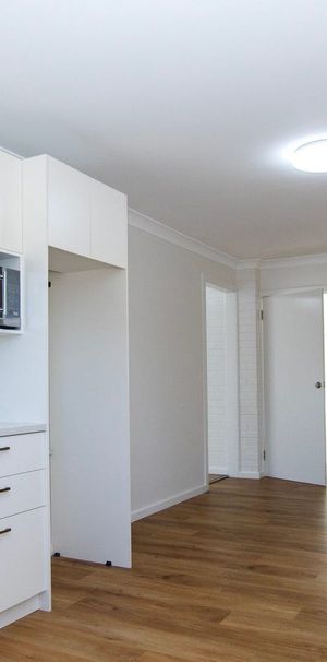 1 Bedroom Unit - Broadwater Electricity and water included in Rent - Photo 1