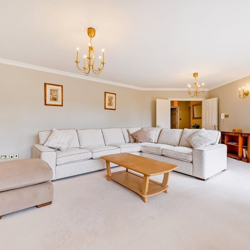 3 bedroom apartment to rent - Photo 1