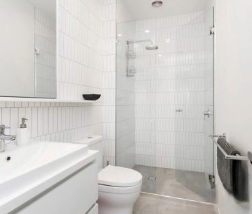 FURNISHED APARTMENT WITH SWEEPING VIEWS AND SLEEK STYLING! - Photo 6