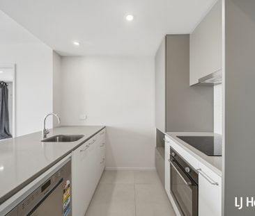 726/335 Anketell Street, Greenway ACT 2900 - House For Rent | Domain - Photo 6