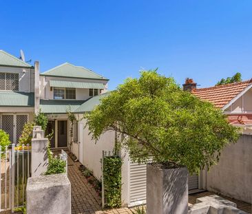 9A King George Street, Victoria Park WA 6100 - Townhouse For Rent |... - Photo 4