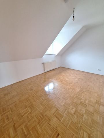 360 Tour / Sanierte 2-Zimmer-Neubau-Dachgeschosswohnung mit Balkon in zentraler Lage von Klagenfurt - Photo 4