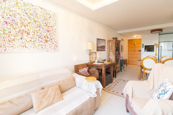 Apartamento com 2 quartos e 78m² para alugar em Passo d'Areia, Porto Alegre. - Foto 1