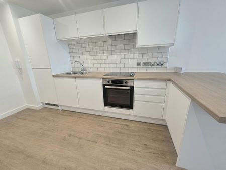1 bedroom apartment to rent - Photo 2