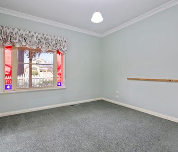 Inner City Living - Photo 4