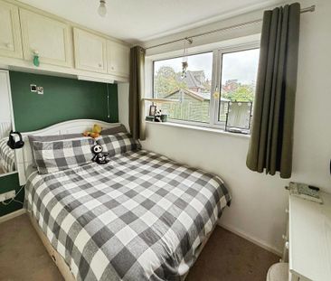 2 bedroom semi-detached bungalow to rent - Photo 5