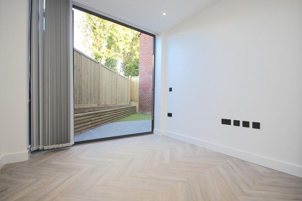 3 bedroom apartment to rent - Photo 1