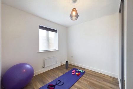 3 bedroom end of terrace house to rent - Photo 5