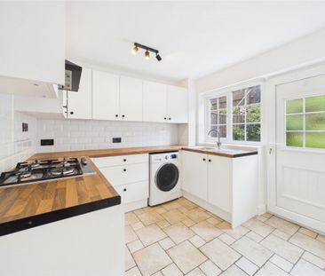 3 bedroom Terraced House to rent - Photo 6