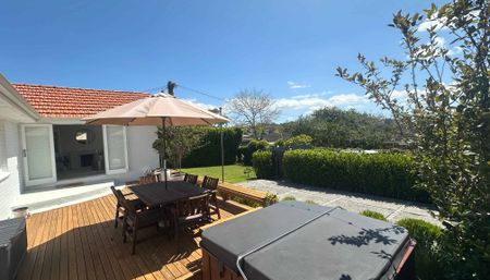 Northcote Sanctuary + hot tub - 8 mins from CBD - Photo 2