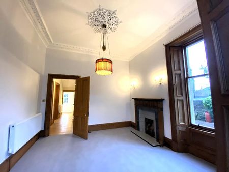 4 bedroom semi-detached house to rent - Photo 4