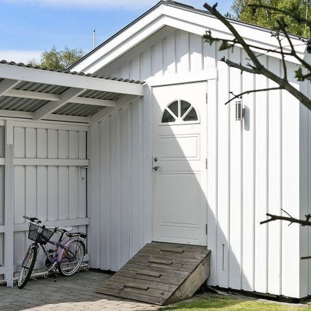 Hallstenshagen, Västra Frölunda - Photo 4