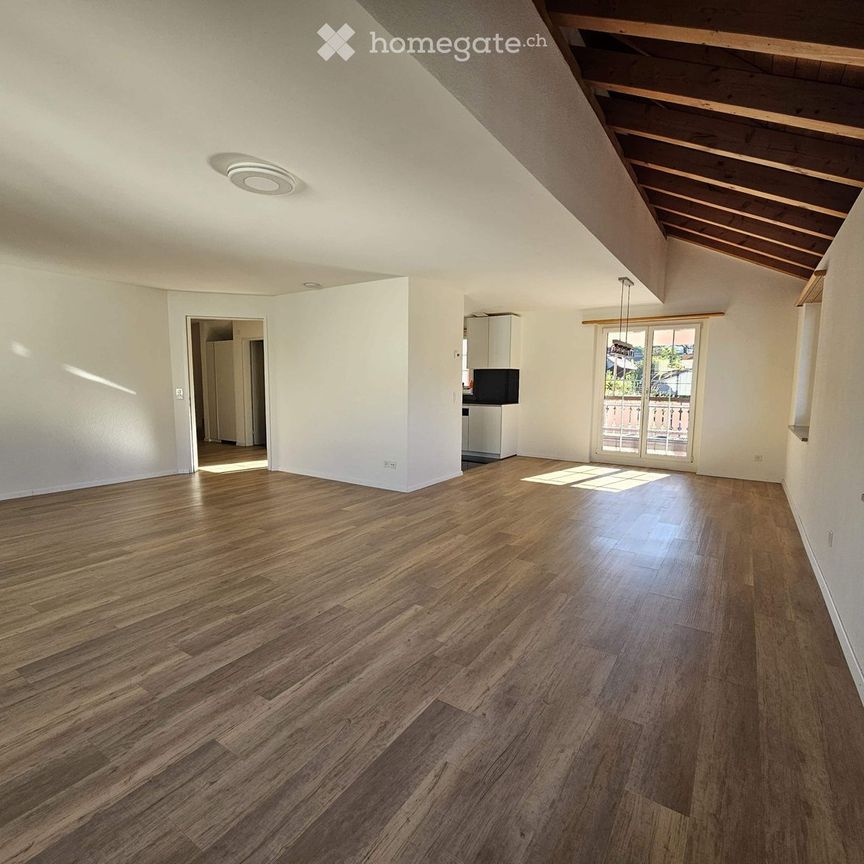 Grosszügige 4.5-Zimmer-Duplex-/Maisonette-Wohnung mit Balkon in Fehraltorf - Foto 1