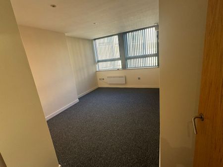 2 Bed Room Apartment in city of Leicester - Photo 5