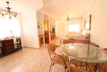 Adosado en la Regia . Temporada larga.