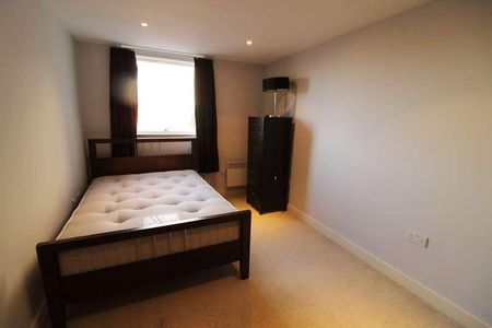 Projection West, Merchants Place, Reading, RG1 - Photo 3