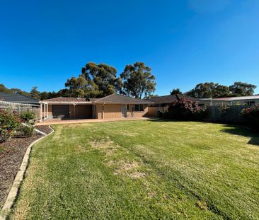 3 Bedroom Family Home - Photo 3