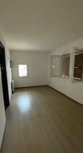 Location Appartement 2 pièces 54m² TOURVES 83170 - Photo 3