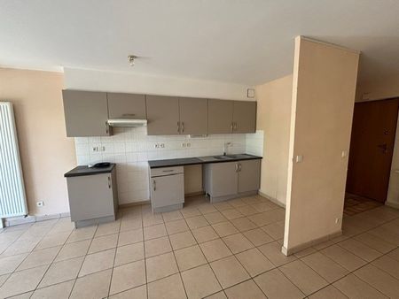 Location Appartement 3 pièces 72m² LA MOTTE SERVOLEX 73290 - Photo 4