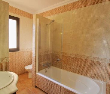 5 room luxury Villa for rent in Alhaurín de la Torre, Spain - Photo 6