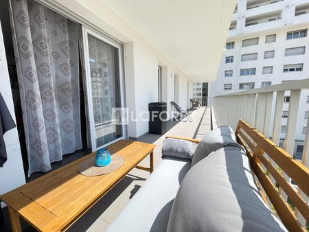 Apartment - Photo 2