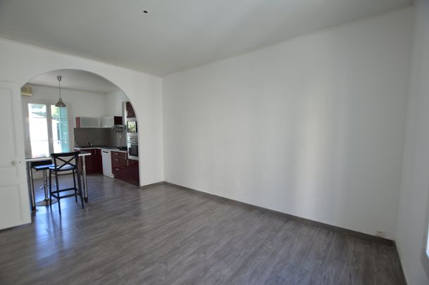 Location Appartement 3 pièces 68m² BASTIA 20200 - Photo 1